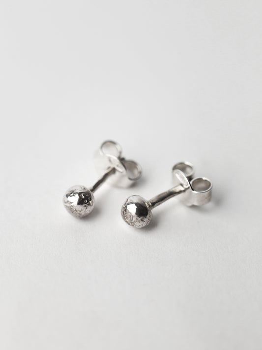 Кульки застиглого срібла (в наявності)