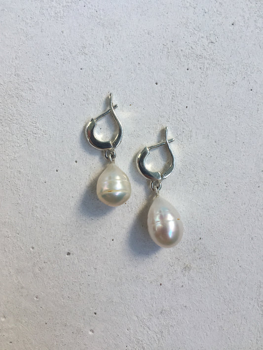 Earrings with Teardrop Pearls