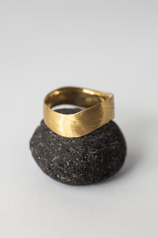 Каблучка М’яка Хвиля середня в позолоті (в наявності)