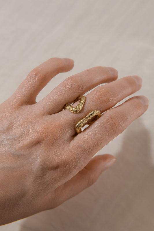 Каблучка Обійми (в наявності)