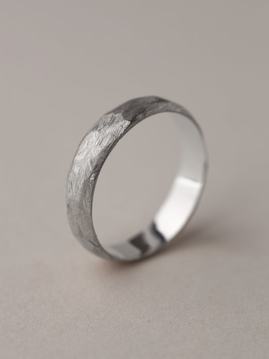 Narrow basic engagement ring with facets (in stock)