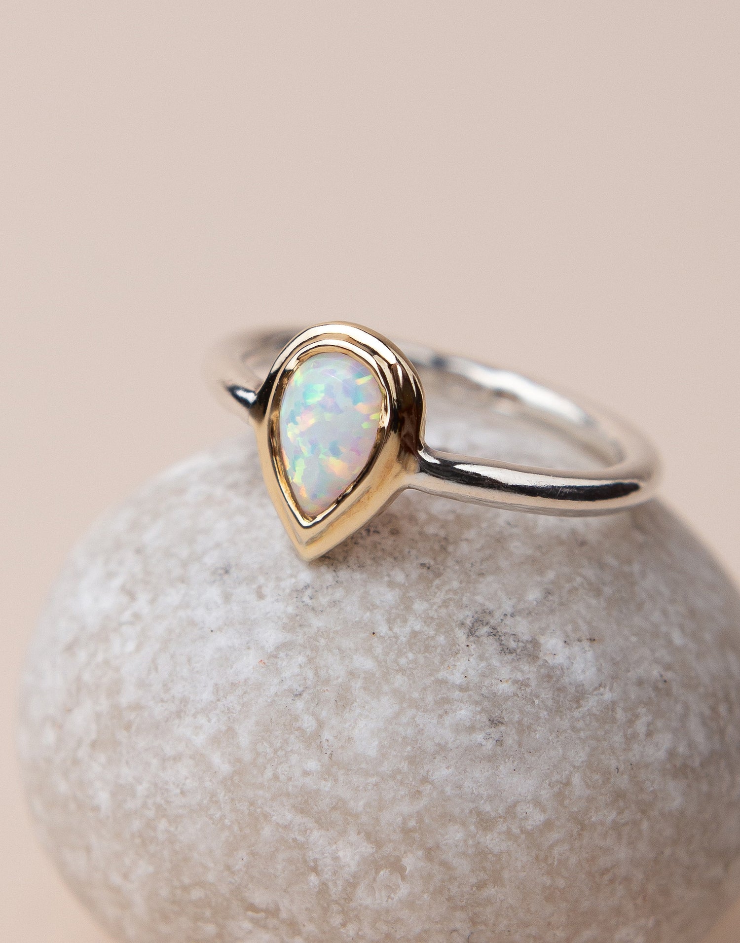 Mixed metal rings