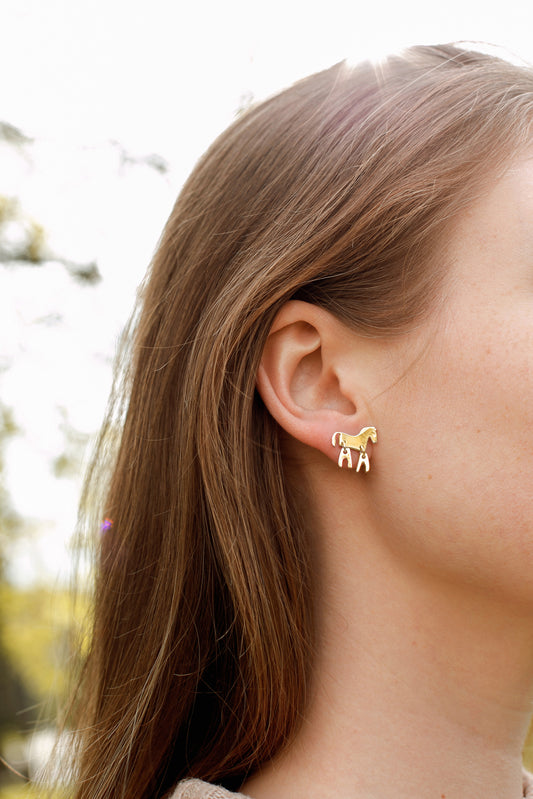 Золоті сережки Коники