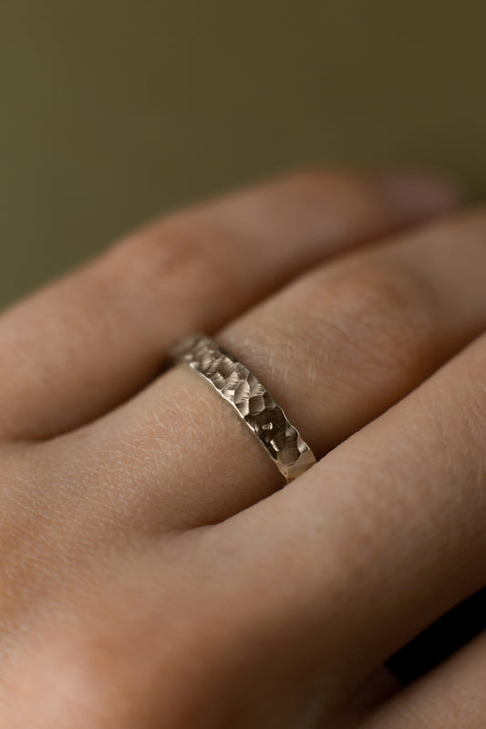 Narrow forged ring (in stock)